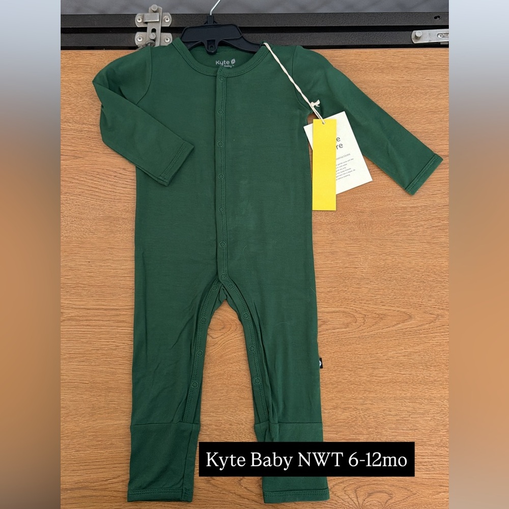 Kyte BABY Dark Green Bamboo Footie One-Piece